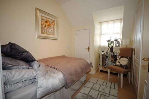 2 bedroom retirement property for sale - Benningfield Gardens, Berkhamsted