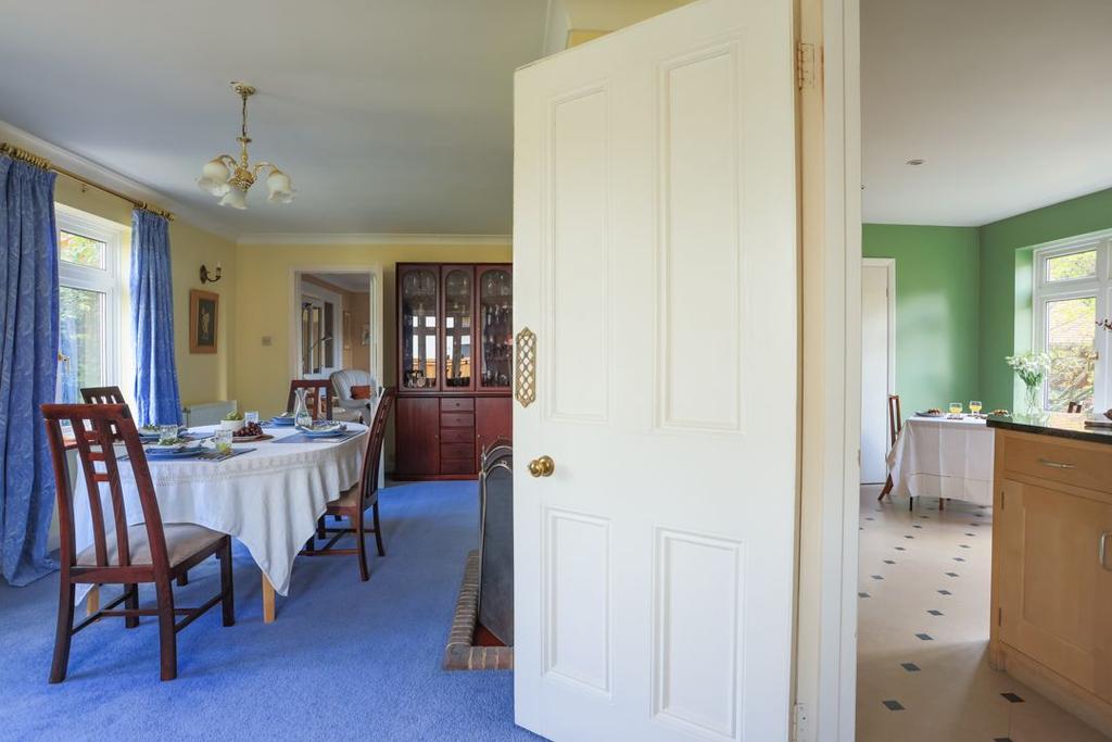 Lower Station Road, Newick, Lewes 4 bed detached house £1,300,000