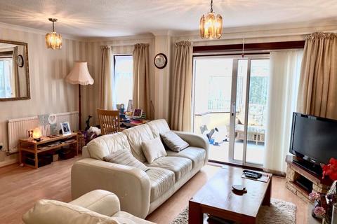 48 Grove Park, Torpoint, PL11 2PP