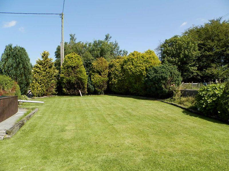 Lawned Gardens