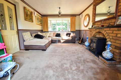 27 Caesars Close, Bancroft, Milton Keynes, MK13 0QD