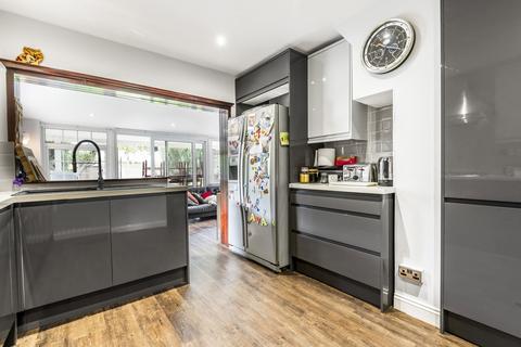 164 Eltham Road, London, SE9 5LN