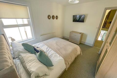 1 bedroom in a house share to rent, Room 3, 71 Welholme Road