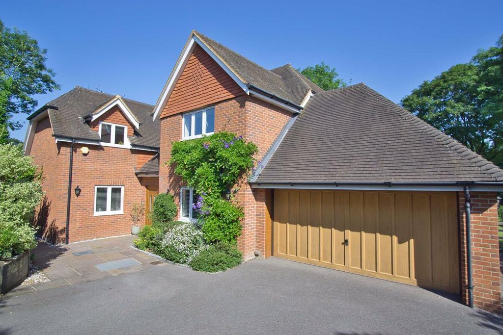 Boundstone Road, Farnham 5 bed detached house £1,500,000