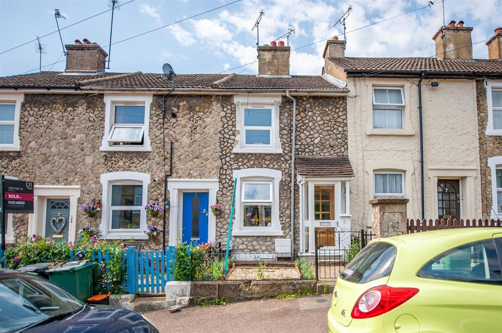 Whitmore Street, Maidstone 2 bed terraced house £240,000
