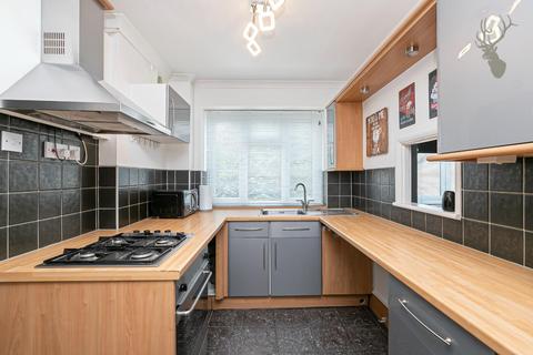 22a Forest Drive, Theydon Bois, Epping, CM16 7EY