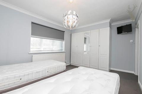 22a Forest Drive, Theydon Bois, Epping, CM16 7EY