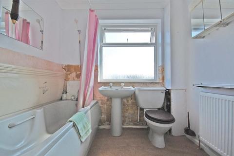 10 Smiths Field, Rayne, Braintree, CM77 6BX
