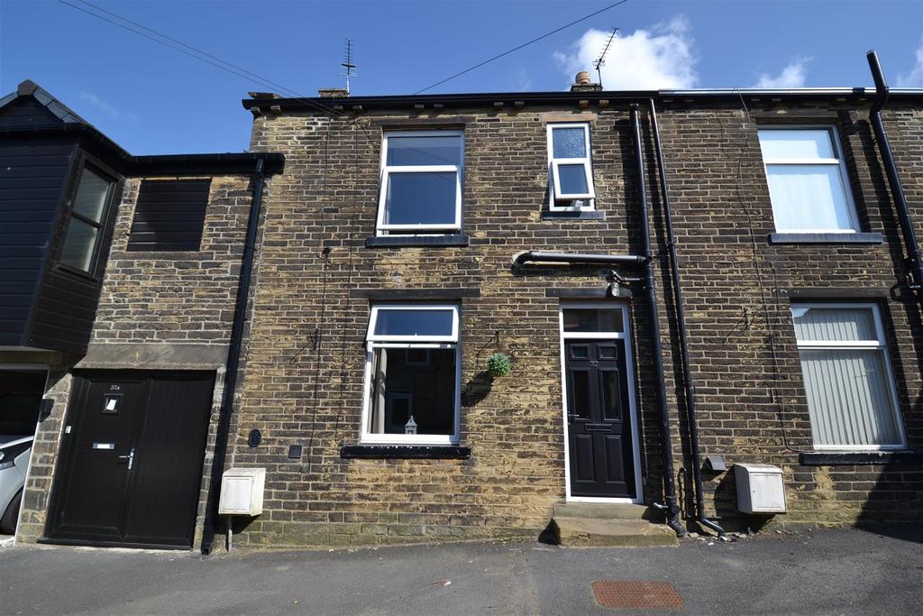 Ford Hill, Queensbury, Bradford 1 bed terraced house £75,000