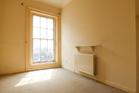 104 West Crescent Road, Gravesend, DA12 2AB