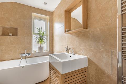 60 Ronver Road, London, SE12 0NJ