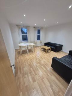 3 bedroom flat to rent, Wilbraham Road, Chorlton Cum Hardy