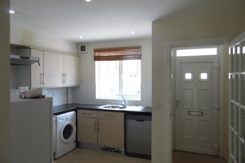 3 bedroom terraced house to rent, Oxford Rd, Leicester LE2
