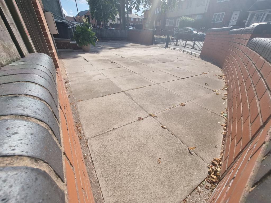 Clent road, Handworth, B21 8DJ 4 bed end of terrace house £295,000