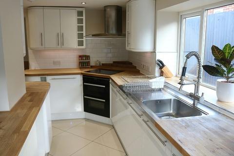 10 Baker Close, Somercotes, Alfreton, DE55 4LE