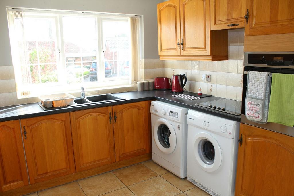 Kitchen picture 2