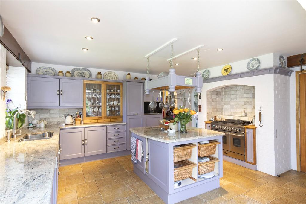 Kitchen 1