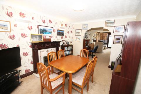 12 Bluebell Close, Thornton-cleveleys, FY5 2ZJ