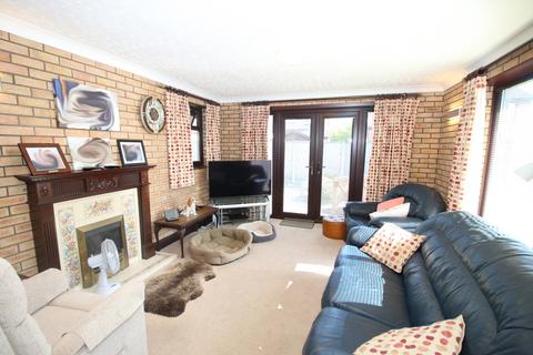 12 Bluebell Close, Thornton-cleveleys, FY5 2ZJ