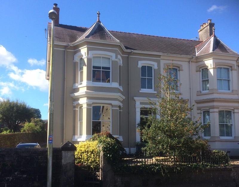 Crescent Road, Llandeilo... 5 bed semidetached house £675,000