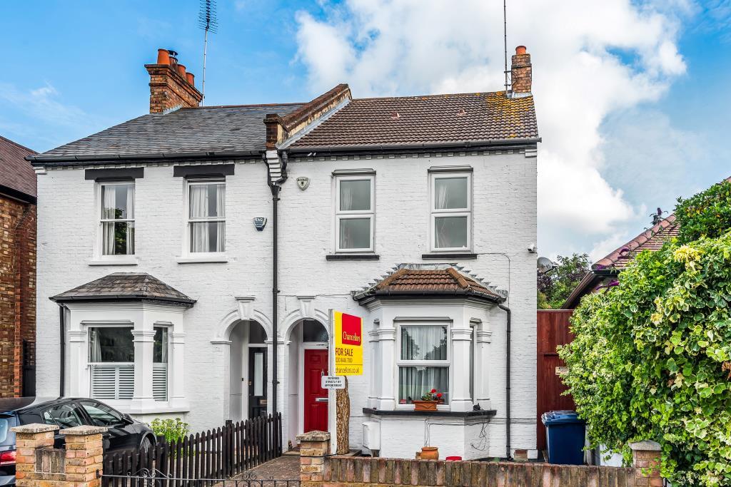 Daws Lane, Mill Hill, NW7 3 bed semidetached house £950,000