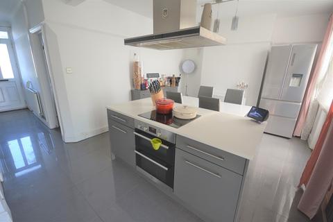 11 Brachdy Road, Rumney, Cardiff, CF3 3BG