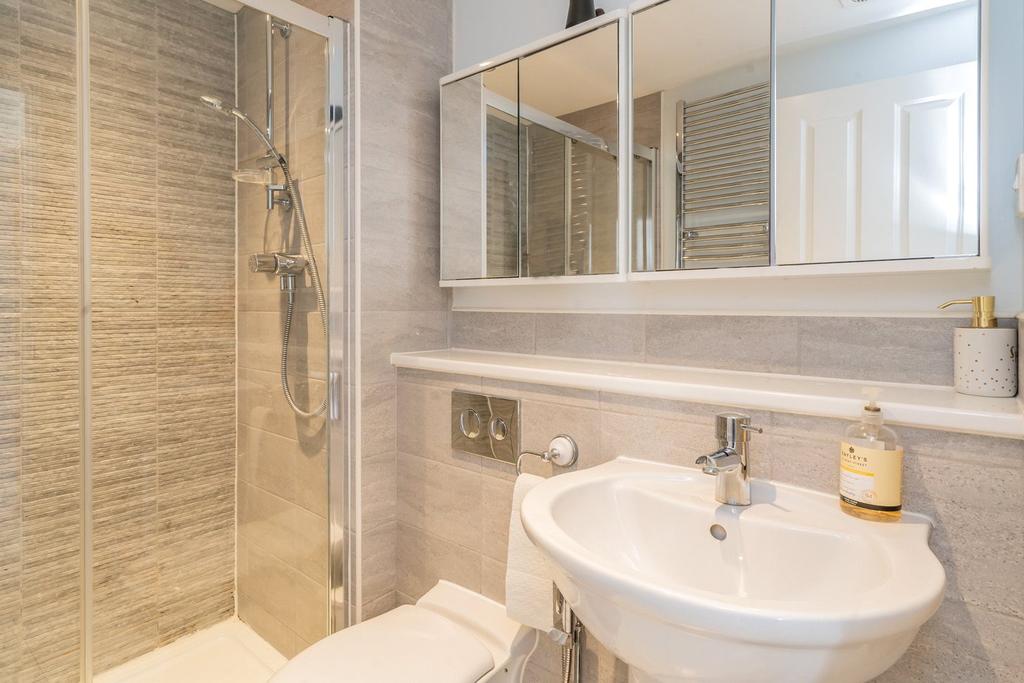Ensuite