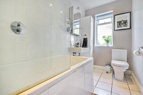 5 Bramswell Road, Godalming, GU7 3JH