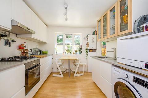 19 Wilmer Crescent, Kingston Upon Thames, KT2 5LU