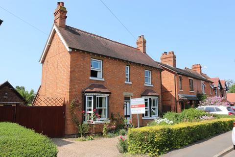 17 Victoria Road, Bidford On Avon, Alcester, B50 4AS