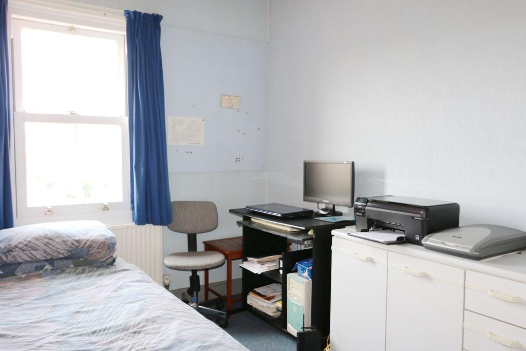 Photograph 15