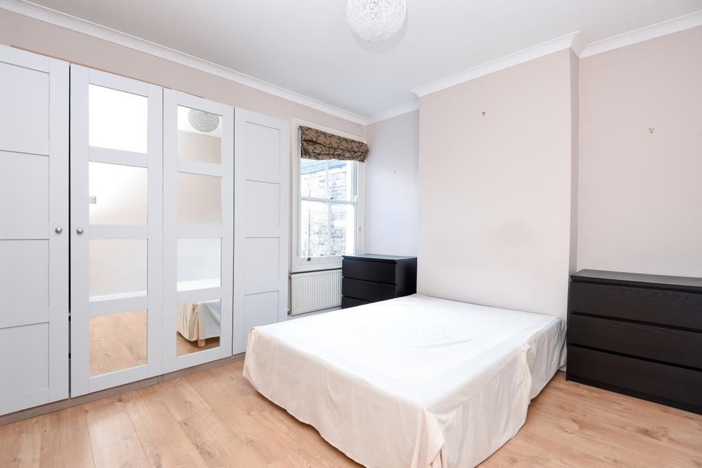 Delia Street London SW18 2 bed £1,550 pcm (£358 pw)