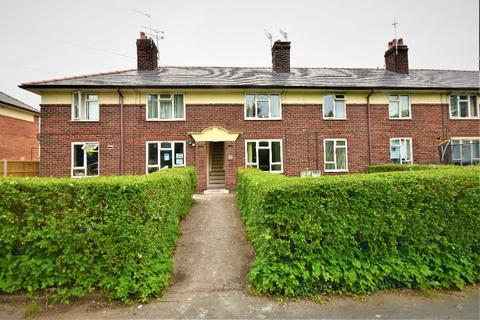 2 bedroom flat to rent - Russell Grove, Wrexham, LL12
