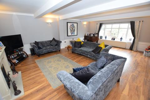 93 Malthouse Lane, Earlswood, Solihull, B94 5RZ