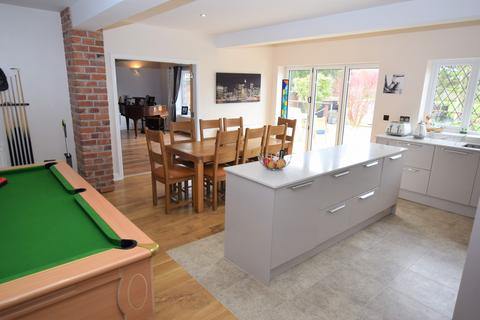 93 Malthouse Lane, Earlswood, Solihull, B94 5RZ