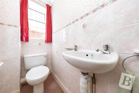 10 The Hedgerows, Northfleet, Gravesend, DA11 8BE