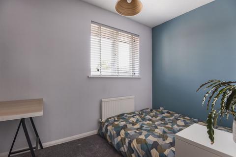 27 Alderfield Close, Theale, Reading, RG7 5AF
