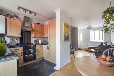 27 Alderfield Close, Theale, Reading, RG7 5AF