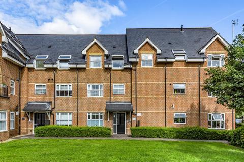 4 Hayes Grove, London, SE22 8DF