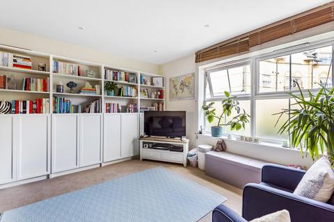 4 Hayes Grove, London, SE22 8DF