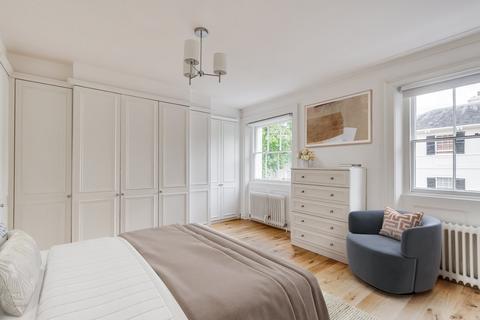 5 bedroom terraced house to rent, Albany Street, Regents Park, London, NW1