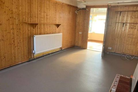 4 Penygrug, Ystalyfera, Swansea, SA9 2AZ