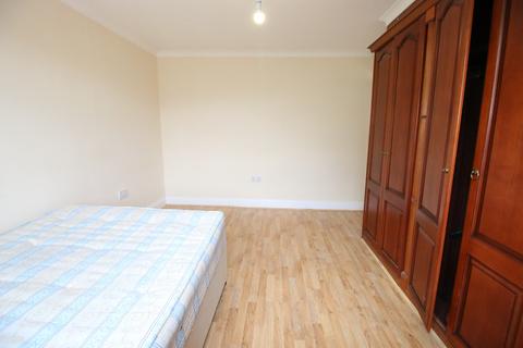 undefined, The Close, ISLEWORTH, Greater London, TW7