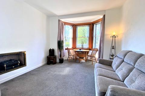 3 bedroom flat to rent, Dalkeith Road, Prestonfield, Edinburgh, EH16