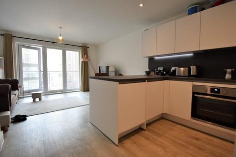 1 bedroom flat for sale, Thomas Blake Avenue, Southampton, Hampshire, SO14 5BZ