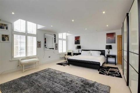 4 bedroom flat for sale - Princess Park Manor,  Royal Drive,  New Southgate,  N11,  N11