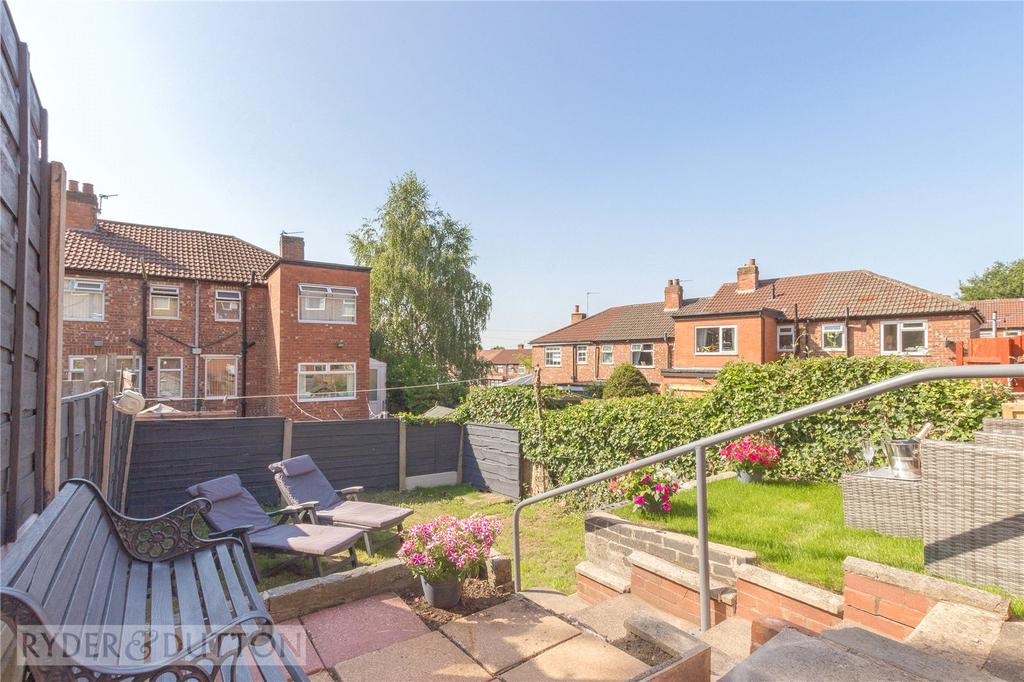 Wavertree Road, Blackley, Manchester, M9 3 bed terraced house £160,000