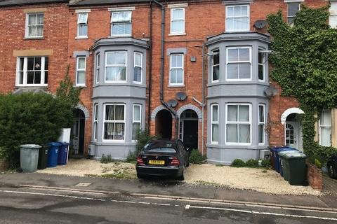 1 bedroom in a house share to rent, Bath Road Banbury