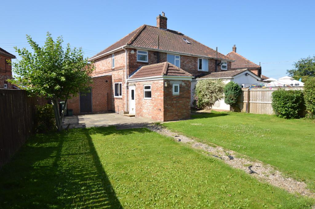 Mowbray Road, Catterick Village 3 bed semidetached house £185,000