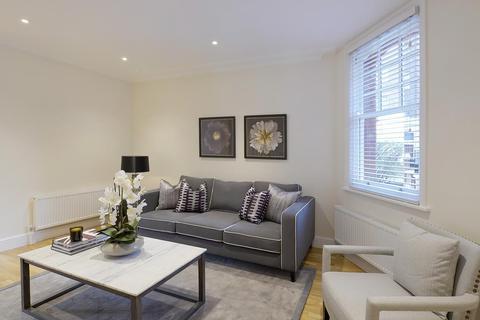 1 bedroom ground floor flat to rent, One Bedroom Ground Floor Flat | To Let | Hamlet Gardens | Ravenscourt Park | W6